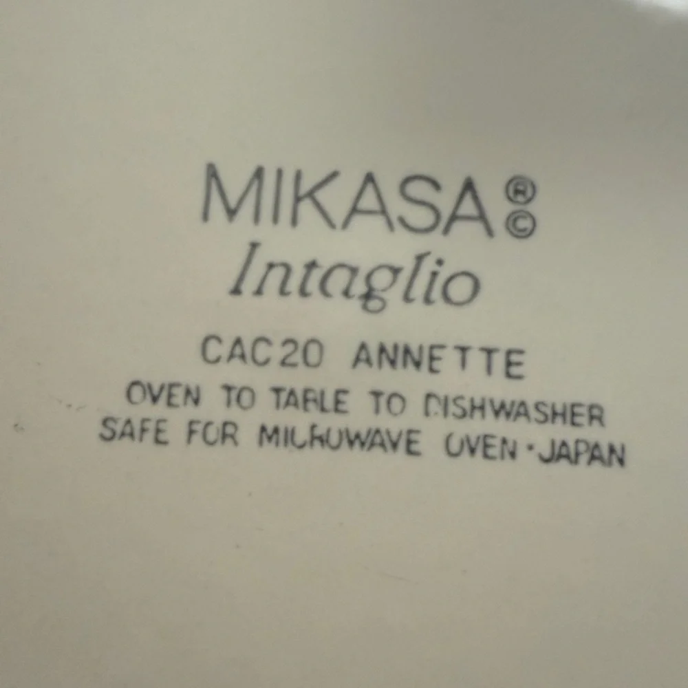Mikasa Intagolo cac20 Annette Butter Dish Large Round Platter Floral Blue red